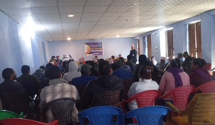 प्नमुख जिल्ला अधिकारी कल्पना घिमिरे नेपाल ज्यूको उपस्थितिमा सञ्चालित नागरिक सुनुवाई कार्यक्रम