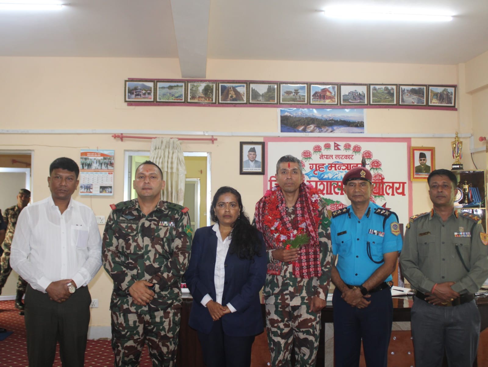 २०८३/०४/१२ गते मंगलबार जिल्ला प्रशासन कार्यालय, डोटी जिल्ला सुरक्षा समिती, डोटी  नेपाली सेनाको तर्फबाट जिल्लाको सुरक्षा हेर्ने जिम्मेवारीमा रहनु भएका नेपाली सेना भैरव प्रसाद गण, डोटीका  प्रमूख सेनानी श्री कमल सिह बिष्ट ज्यु सरुवा भई सुदुरपश्मिम प्रतेना जा